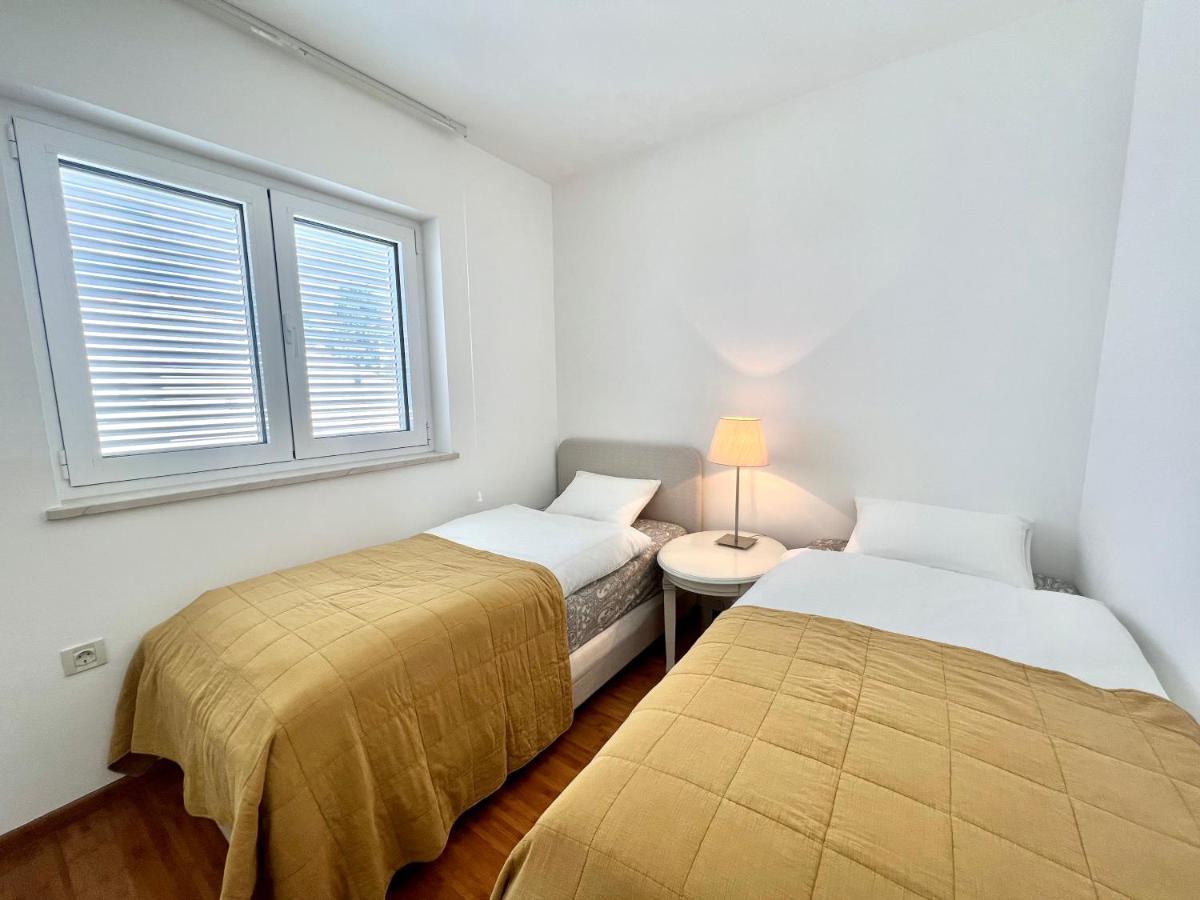 Apartment Golden View Dramalj Ngoại thất bức ảnh